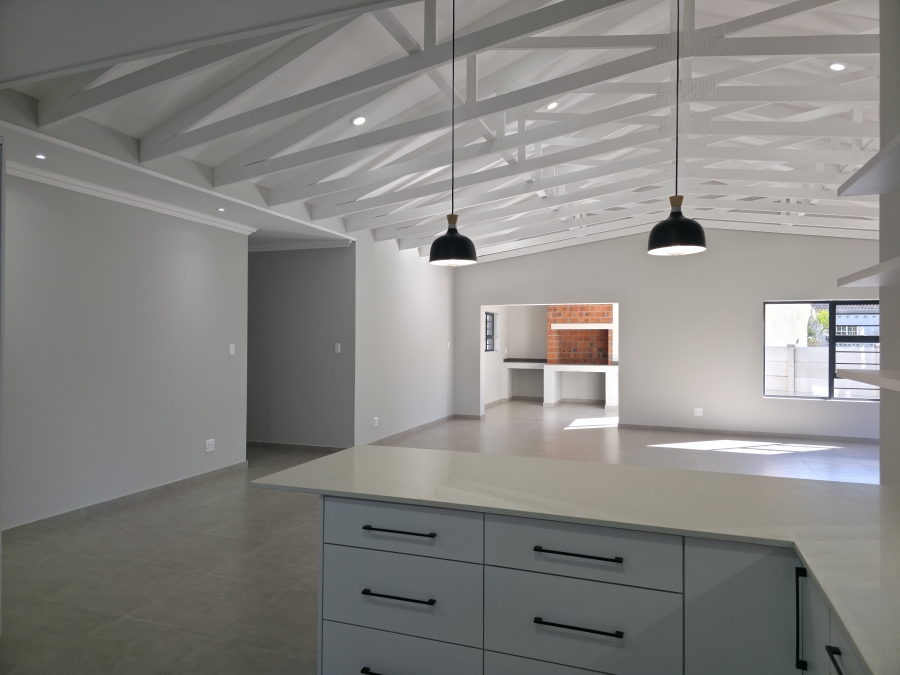 3 Bedroom Property for Sale in Aston Bay Eastern Cape
